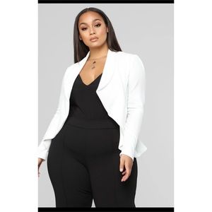 FASHION NOVA White Meet and Greet Ruffle Blazer Size- 1X